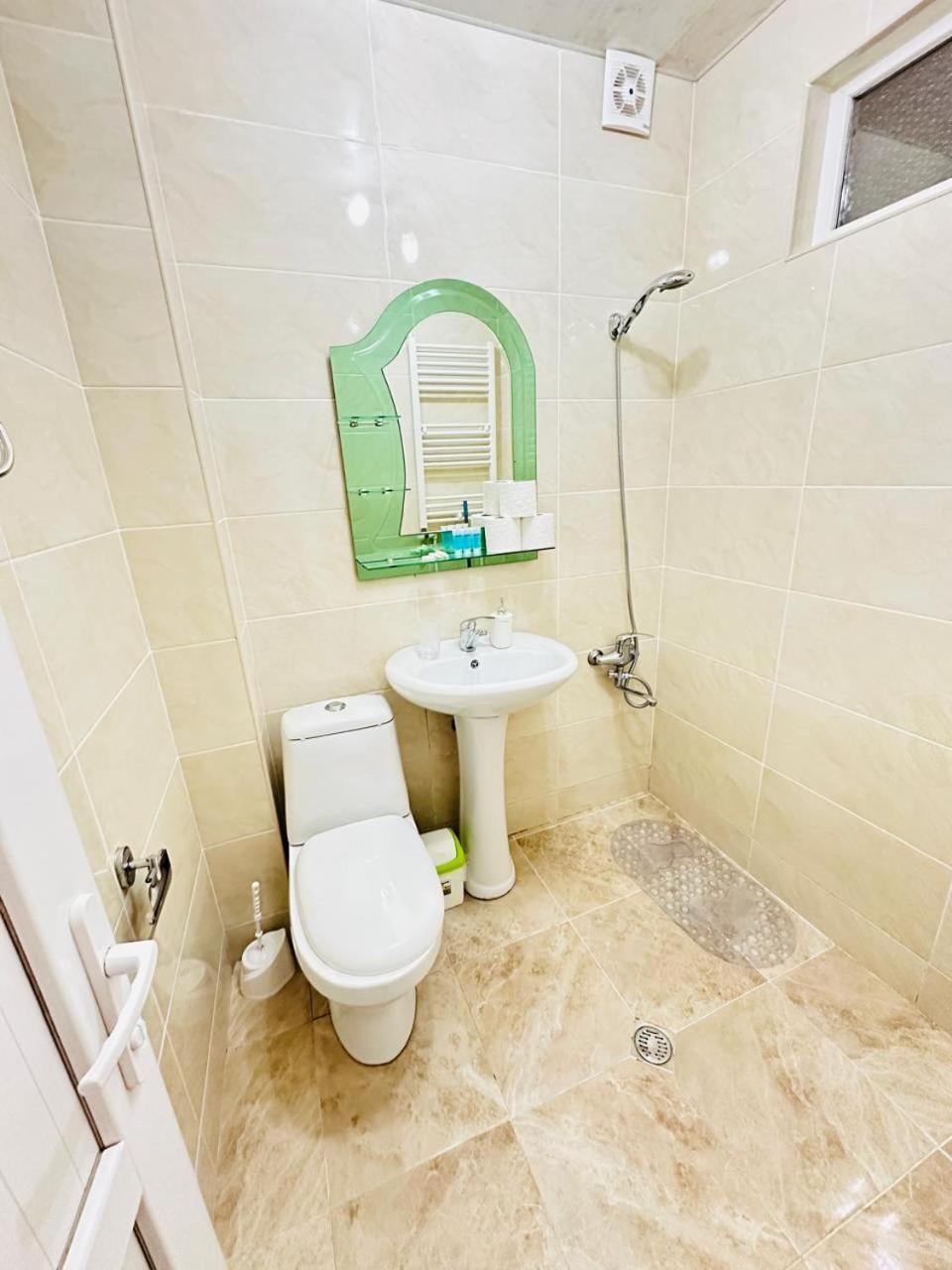 Apartment Buddy Кутаиси Экстерьер фото